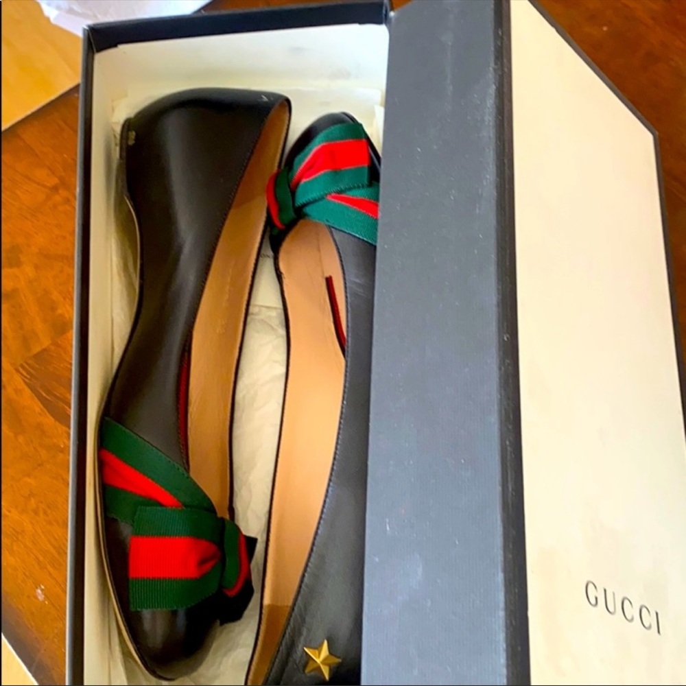 Women’s Gucci flats